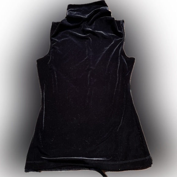 Black velvet top - Picture 1 of 4
